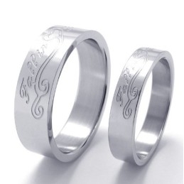 Elegante Form, Farbbrillanz, Qualität Und Quantität Garantiert, Titanring