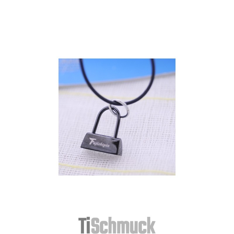 Modischer Schwarzer Schloss Mit Bibelvers Und Kreuz Titan Halskette Anhänger