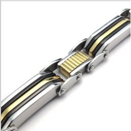 Gekonnte Verarbeitung Farbbrillanz Hervorragende Qualität Titan Armband
