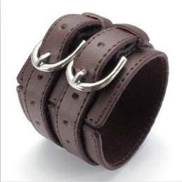 Geschicktes Design Zarte Farben Hervorragende Qualität Titan Leder Armreif