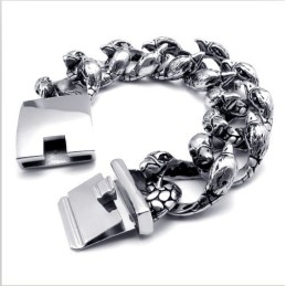 Ausgefeilte Technologie Farbbrillanz Hervorragende Qualität Titanarmband