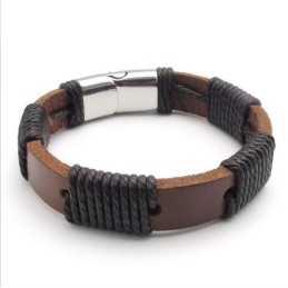 Geschicktes Design, Schöne Farben, Zuverlässige Qualität, Titan-Leder-Armreif