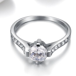 Langlebiger Weiblicher Titanring Mit Strass