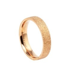 Einfach Zu Verwendender Titanring Für Frauen