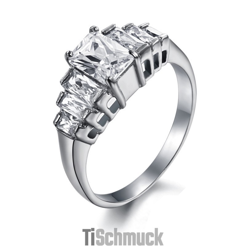 Stabiler Qualitäts-Titanring Für Damen Mit Strass Stabiler Qualitäts-Titanring Für Damen Mit Strass