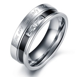 Hochwertiger Titanring Für Verliebte Mit Strass