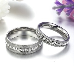 Große Auswahl An Perlensand-Titanringen Für Liebhaber