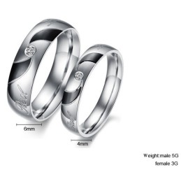 Hochwertiger Schwarzer Titanring Für Verliebte Mit Diamant