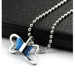 Anmutiger, Exquisiter Schmetterlings-Halskettenanhänger Aus Titan