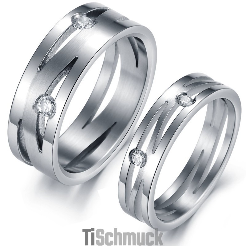 Stabiler Qualitäts-Labyrinth-Titanring Für Liebhaber Mit Strass Stabiler Qualitäts-Labyrinth-Titanring Für Liebhaber Mit Strass