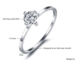 Zuverlässiger Performance-Titanring Für Verliebte Mit Strass