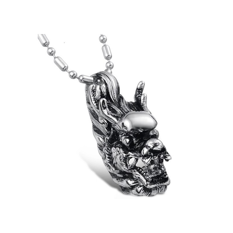 Die Königin Der Qualität, Männliche Kirin-Titan-Halskette