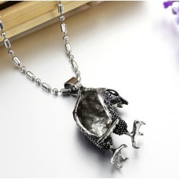 Die Königin Der Qualität – Titan-Halskette In Adlerform