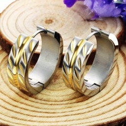 Zuverlässiger Ruf Weibliche Ahornblattform Titan Ohrringe