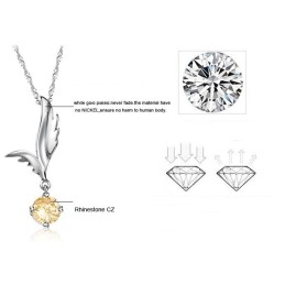 Zuverlässige Qualität Weibliche Flügelform Platinierte Titan Halskette Mit Strass