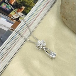 Zuverlässige Leistung Weibliche Platinierte Titan Halskette Mit Diamant