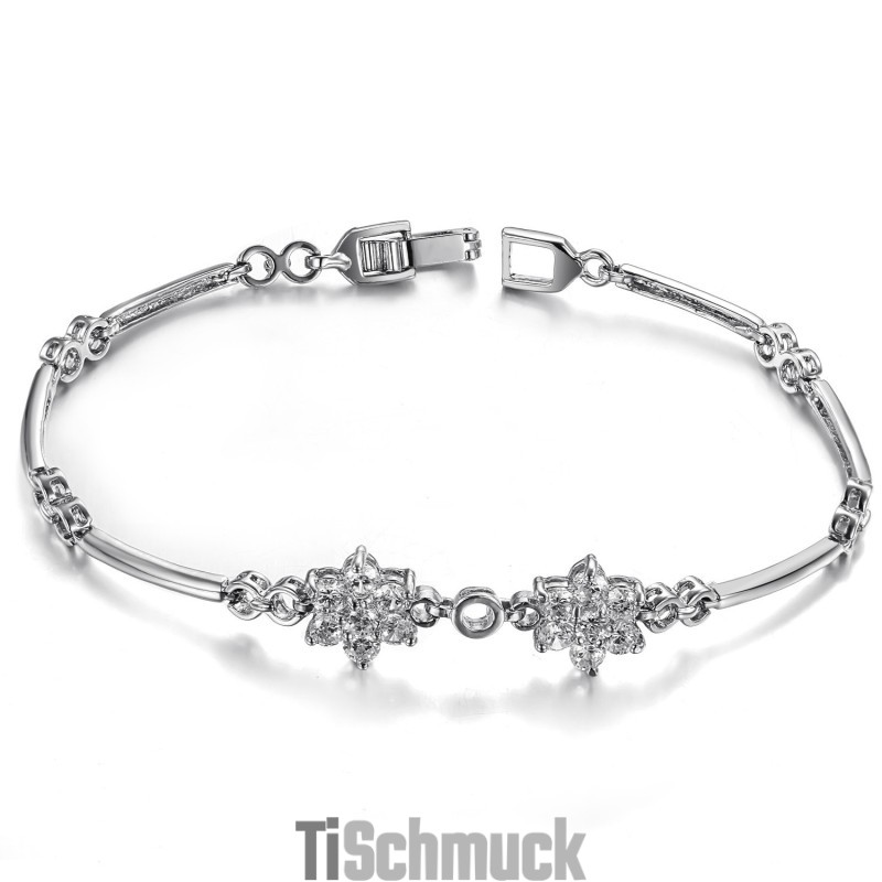 Die Königin Der Qualität Weibliche Pflaumenblütenform Platiniertes Titanarmband Mit Diamant