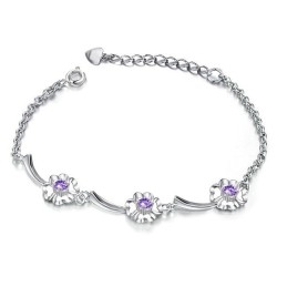 Langlebiges, Weibliches, Platiniertes Titanarmband In Kleeblattform