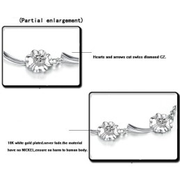 Langlebiges, Weibliches, Platiniertes Titanarmband In Kleeblattform