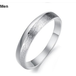 Weltweit Bekannter Platinierter Titanring Für Verliebte Mit Strass