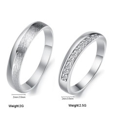 Weltweit Bekannter Platinierter Titanring Für Verliebte Mit Strass