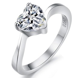 Die Königin Der Qualität Weibliche Sweetheart Platinierter Titanring Mit Strass
