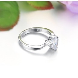Die Königin Der Qualität Weibliche Sweetheart Platinierter Titanring Mit Strass