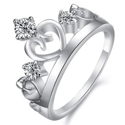 Weltweit Bekannter Platinierter Titanring Mit Strass
