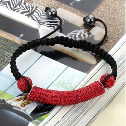 Hochwertiges Damenarmband In Kugelform Mit Kristallen