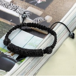 Bekannt Für Sein Hochwertiges Damenarmband In Kugelform Mit Kristallen