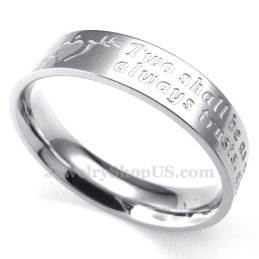 Titanring „Ein Pfeil Durch Das Herz“ (Herren)