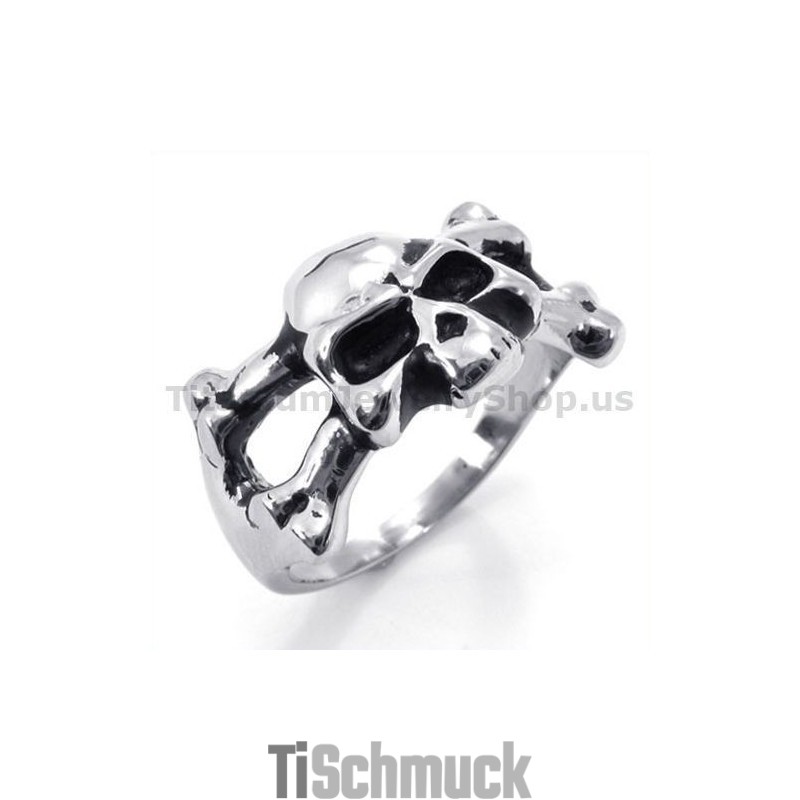 Titanring Mit Totenkopf Titanring Mit Totenkopf