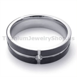Schwarzer Titanring Mit Diamant