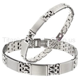 Titan-Liebhaber-Anhänger