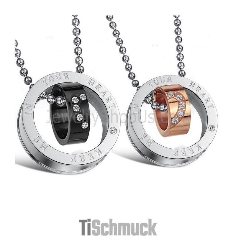 Titan-Ringe In Roségold Und Schwarz „Keep Me In Your Heart“ Für Verliebte, Anhänger Mit Strasssteinen Und Kostenlosen Ketten C67 Titan-Ringe In Roségold Und Schwarz „Keep Me In Your Heart“ Für Verliebte, Anhänger Mit Strasssteinen Und Kostenlosen Ketten C67
