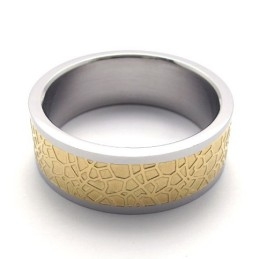Gold-Titan-Ring