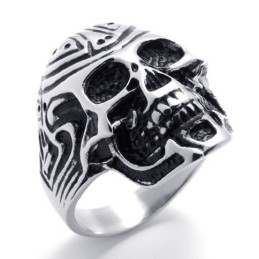 Titanring Mit Totenkopf