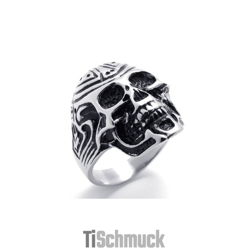 Titanring Mit Totenkopf Titanring Mit Totenkopf