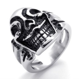 Titanring Mit Totenkopf