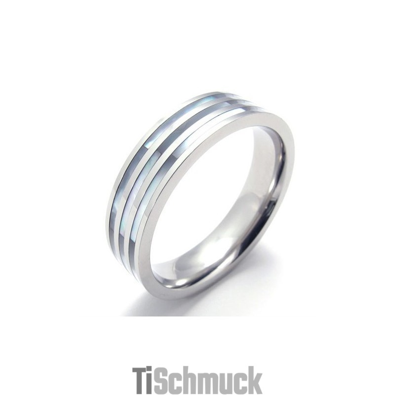 Drei Ringe Polierter Titanring