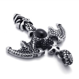 Titan-Fledermaus-Anhänger Mit Schwarzem Zirkon