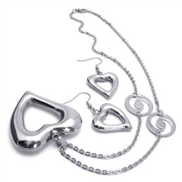 Elegante Form Farbbrillanz Stabile Qualität Titan Schmuckset Inklusive Halskette, Anhänger, Ohrring